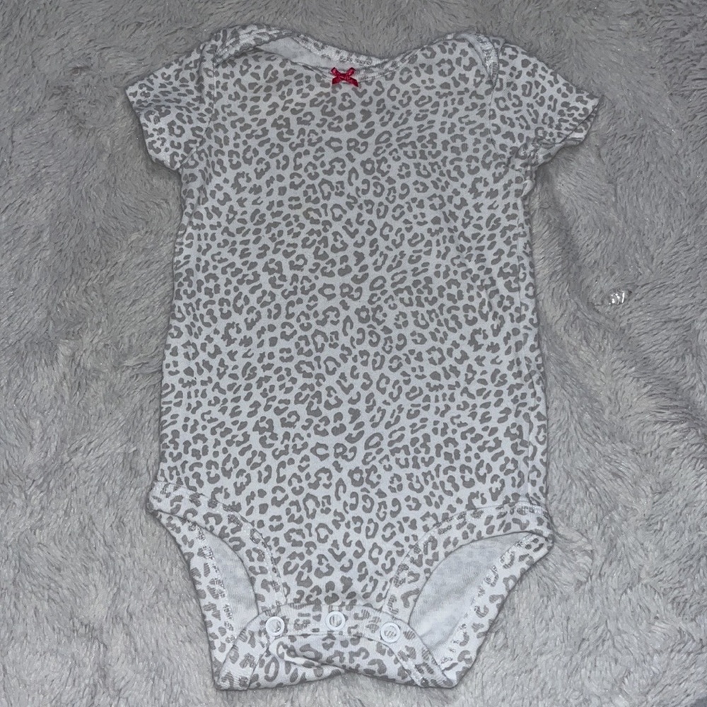(3 for $10) carters 6 month animal print bodysuit short sleeve baby girl clothes